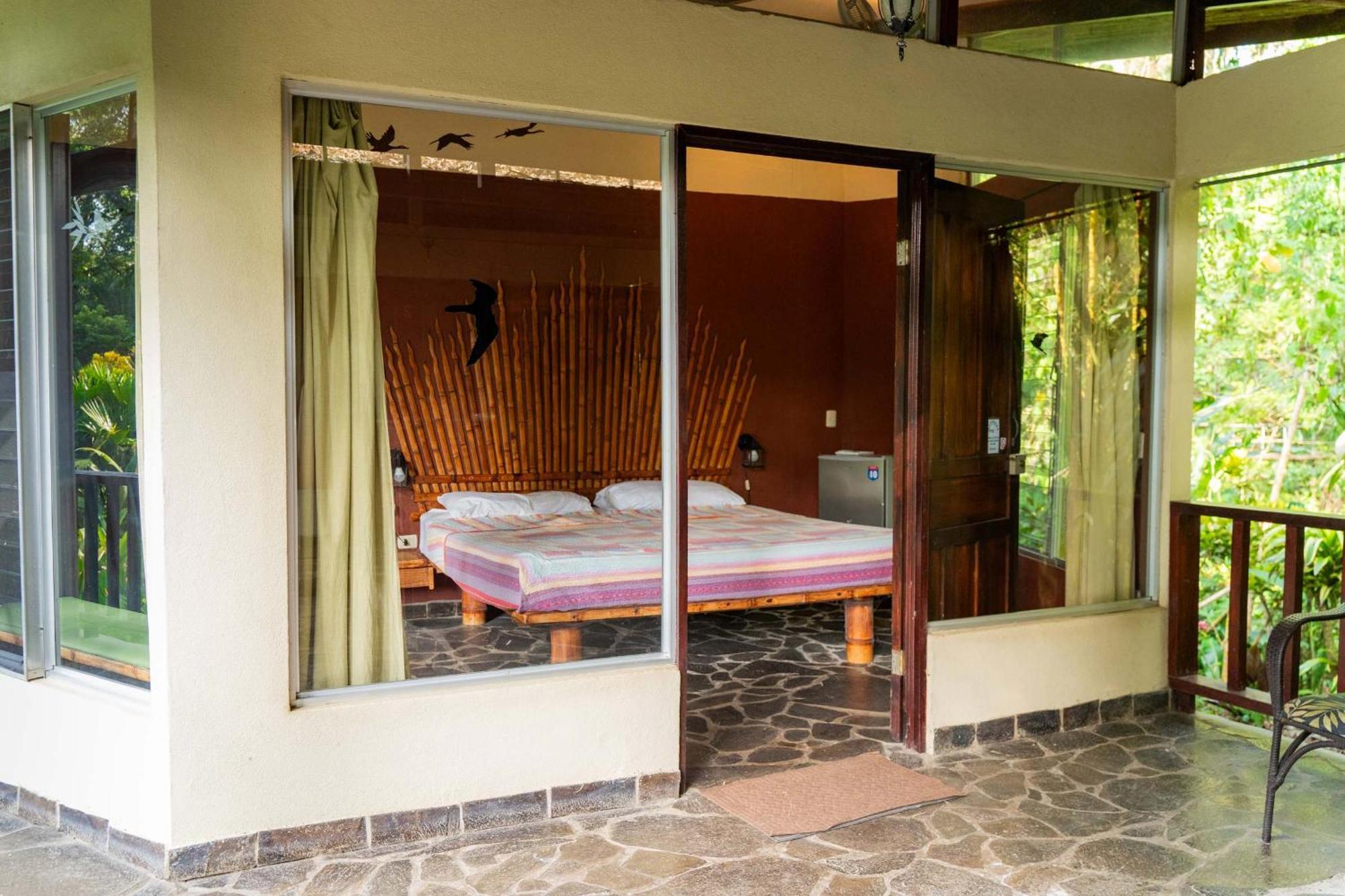 Bed and Breakfast Heliconia Island à Las Horquetas Extérieur photo