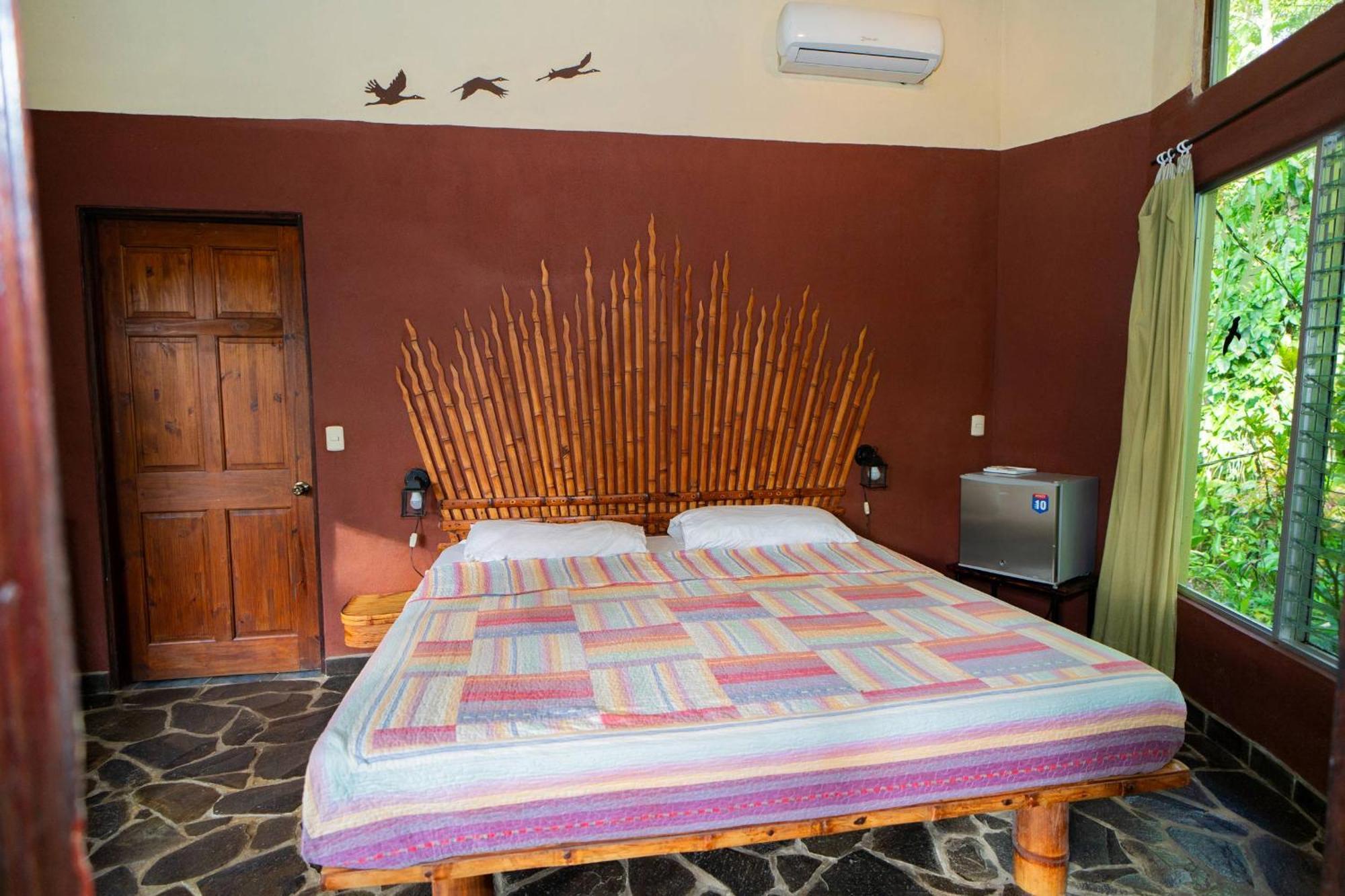 Bed and Breakfast Heliconia Island à Las Horquetas Extérieur photo